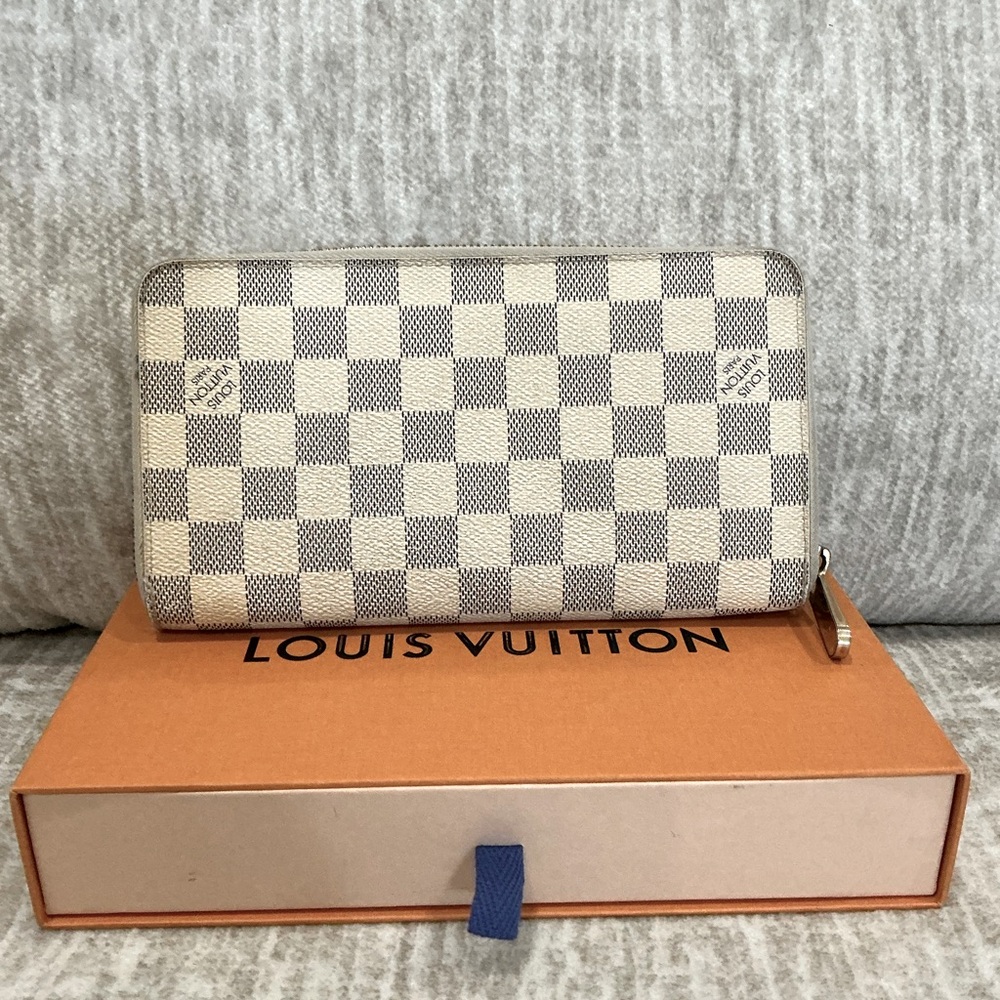 ✨💎FULL INCLUSION💎✨LOUIS VUITTON Damier Azure Zippy Organizer Wallet w/COA